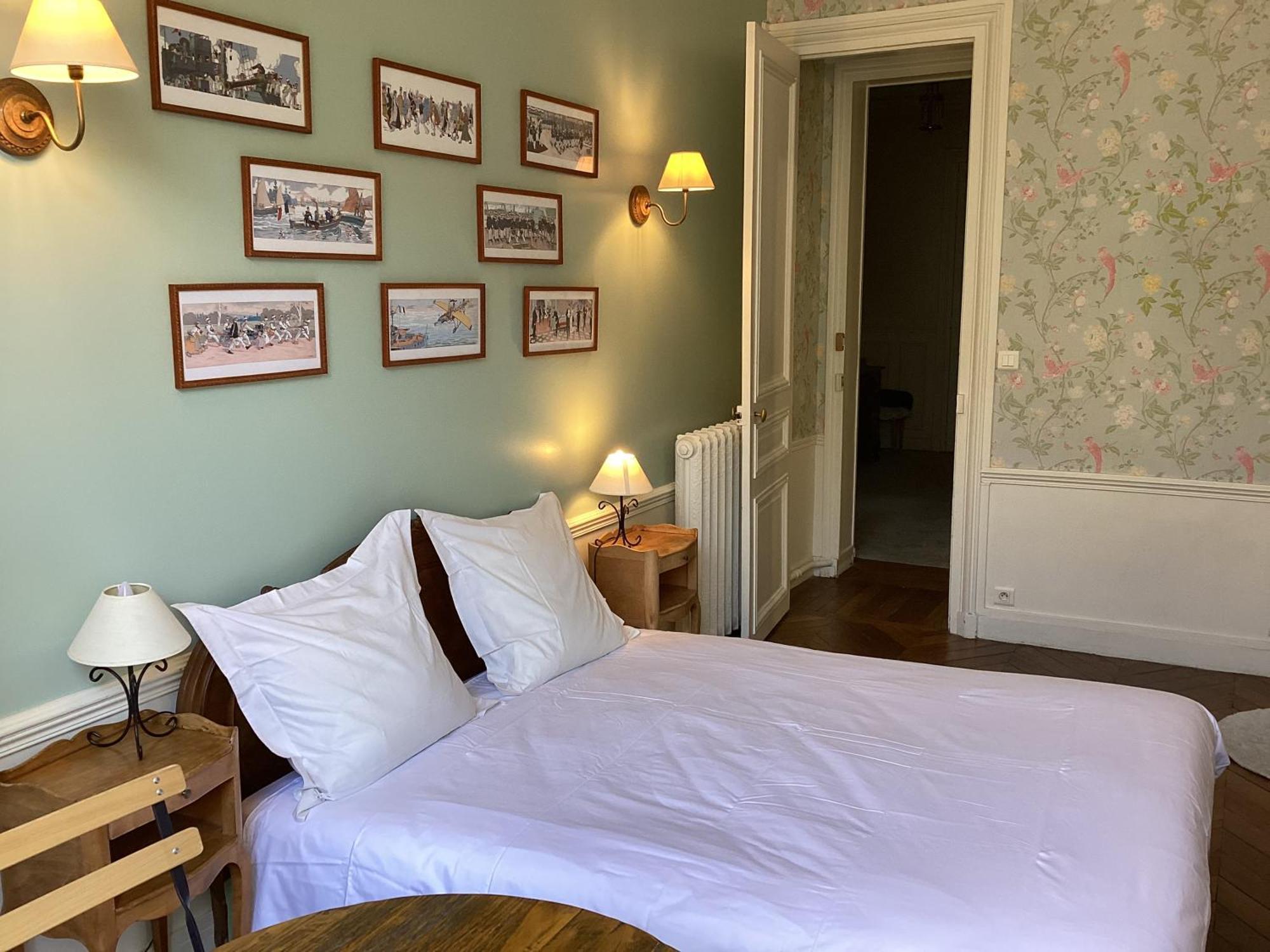 Bed And Breakfast Paris Quartier Champs-Elysees エクステリア 写真