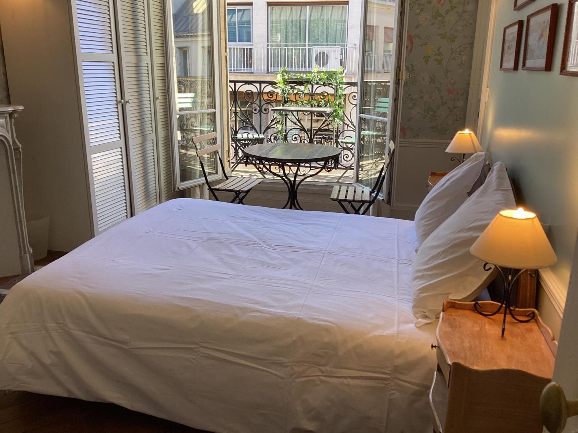 Bed And Breakfast Paris Quartier Champs-Elysees エクステリア 写真